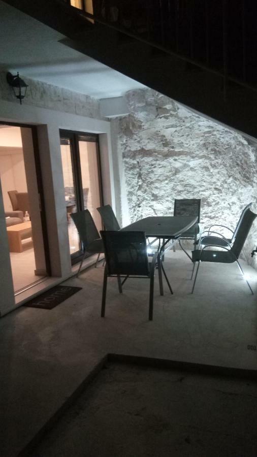 Apartment Rika Omiš Kültér fotó